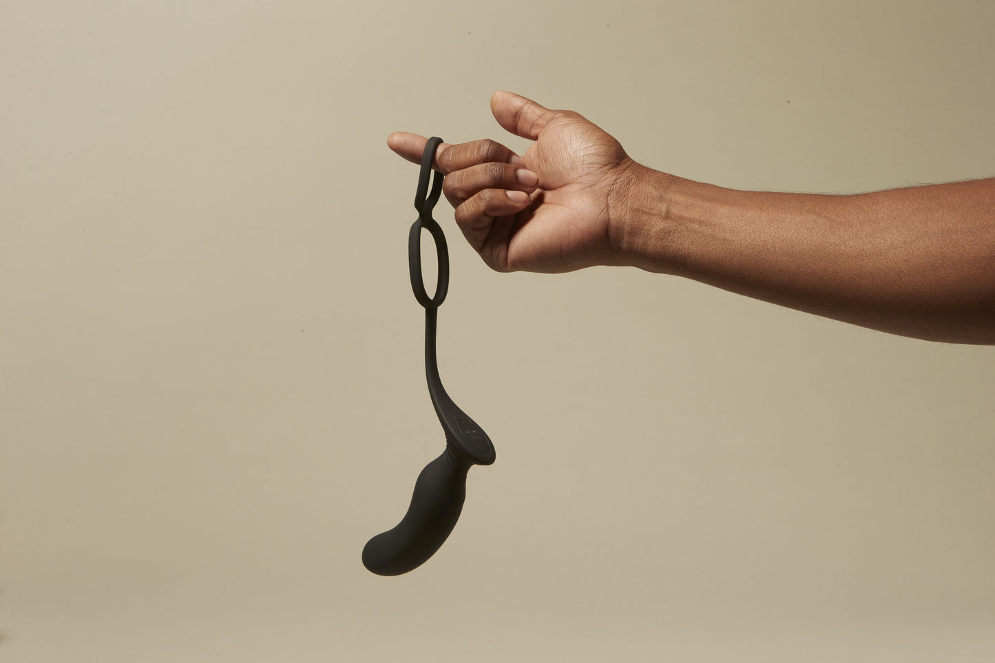 Vibrating Butt Plug Benefits: 5 Reasons to Add One to Your Play GIDDI Vibrating Butt Plug Benefits: 5 Reasons to Add One to Your Play GIDDI