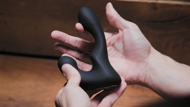 
                  
                    Load and play video in Gallery viewer, video thumbnail of giddi tomo 2 come hither prostate massager showing tomo held in hand with play button in center
                  
                